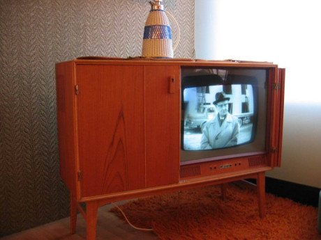 1950-s_television.jpg